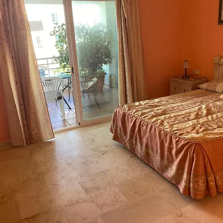 Terraza Puerto Banus Apartman *