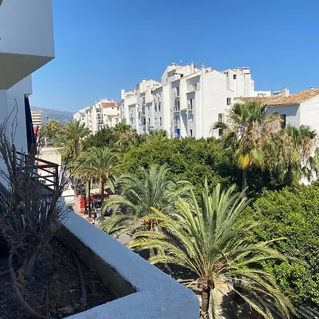 Terraza Puerto Banus דירה